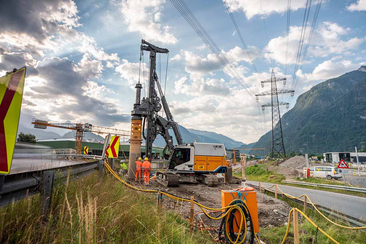 akkubetriebene Großdrehbohrer Liebherr